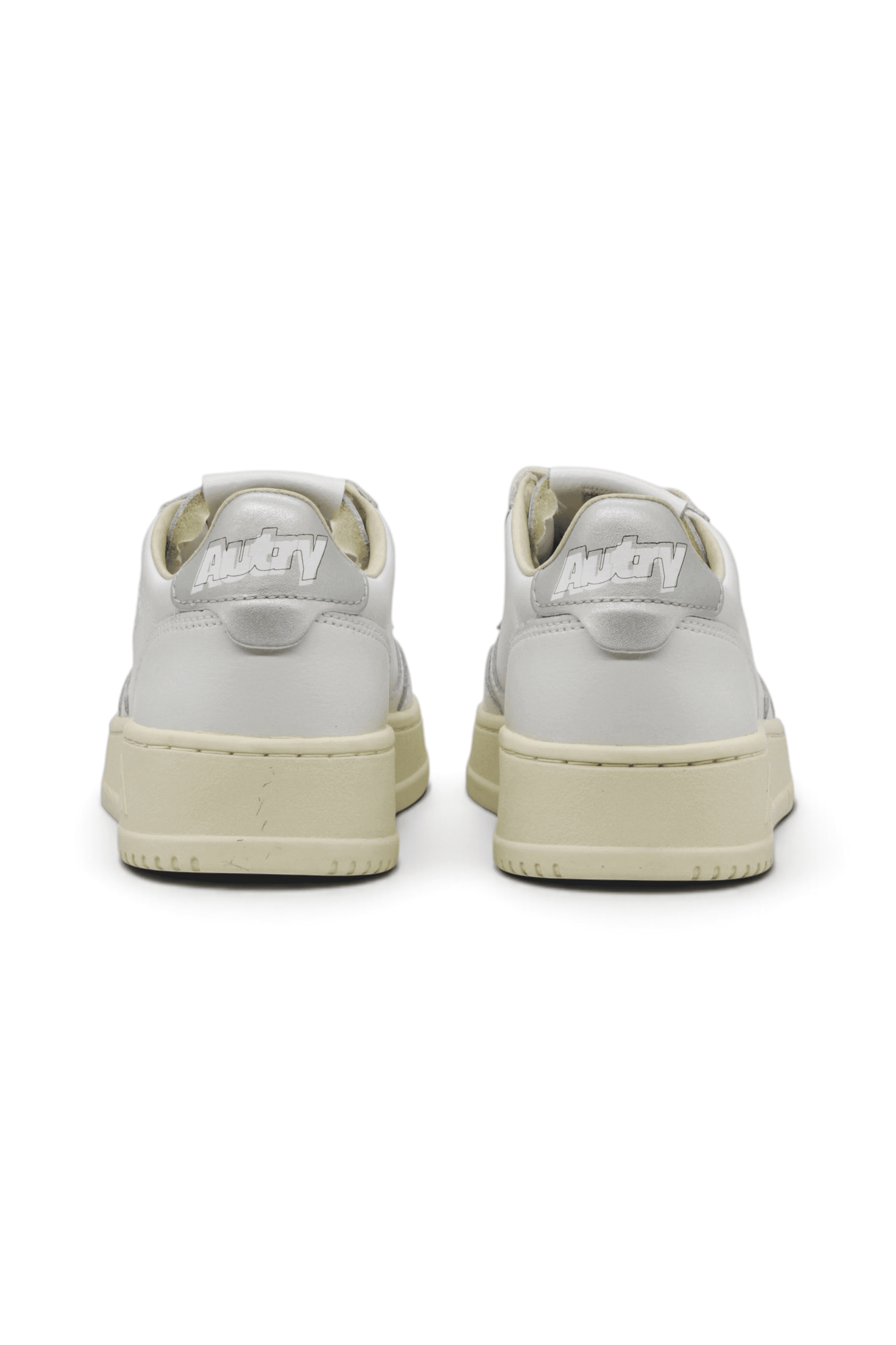 Autry Medalist Low White Silver (Women's)