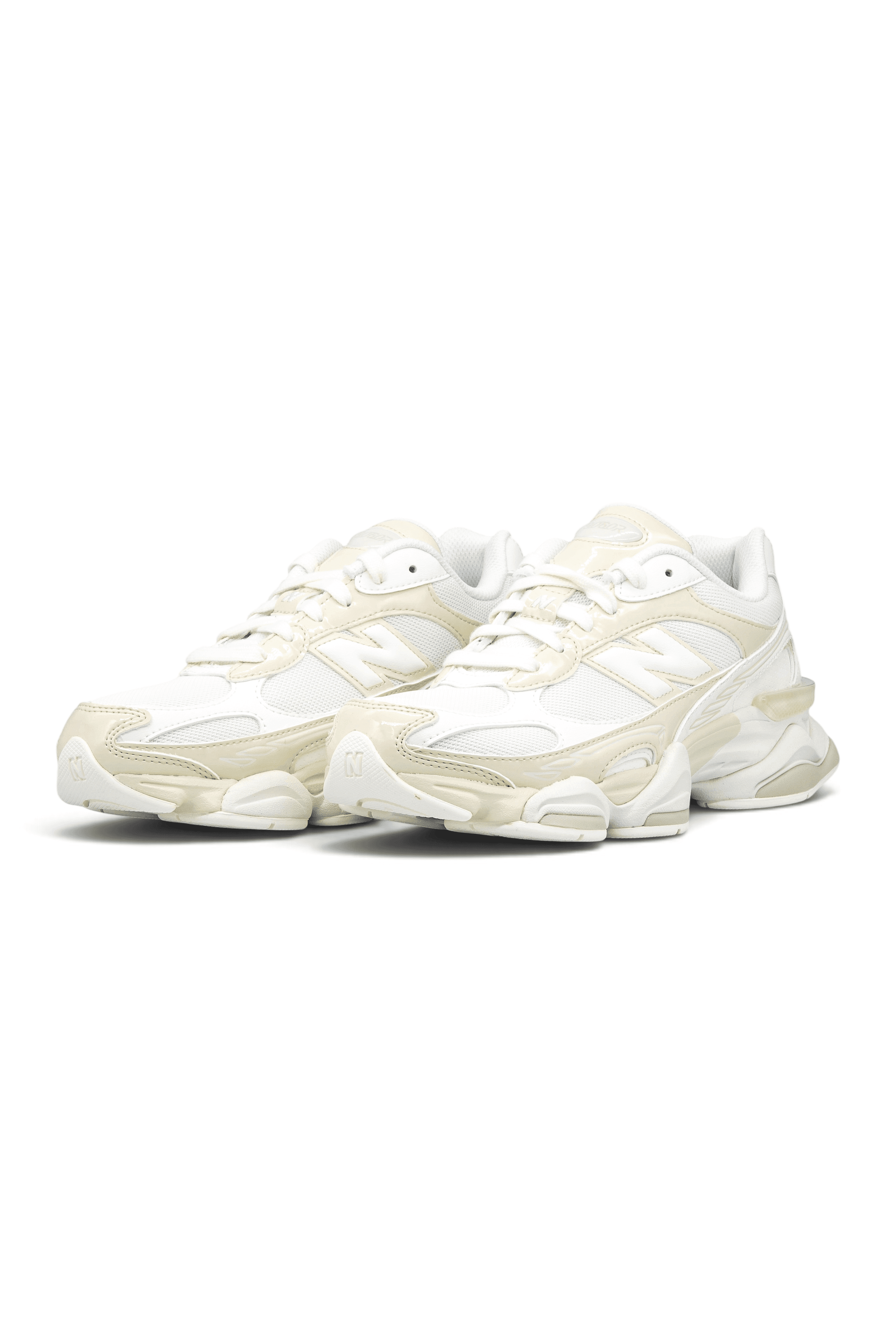 New Balance 9060R Bone/Sea Salt