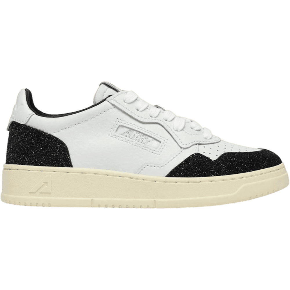 Autry Medalist Low Leather White / Stars Off Black (Women's)